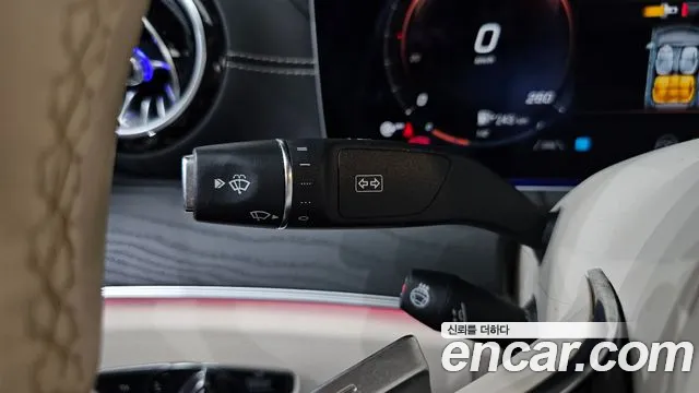 Mercedes-Benz CLS-Class — Фото автомобиля 24