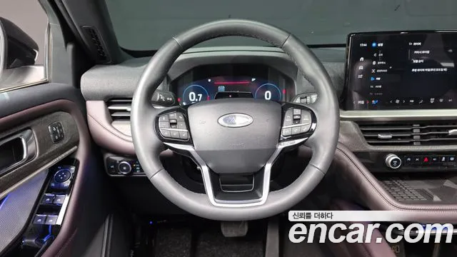 Ford Explorer — Фото автомобиля 13