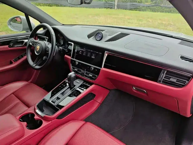 Porsche Macan — Фото автомобиля 9