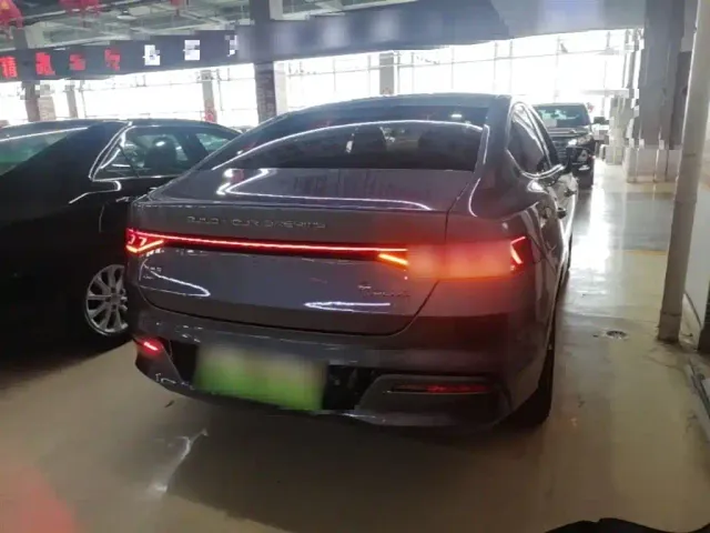 BYD Qin PLUS — Фото автомобиля 6
