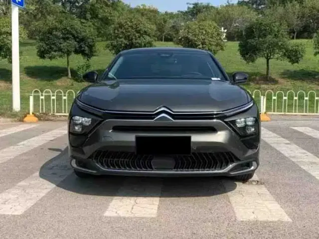 Citroen C5 X — Фото автомобиля 2