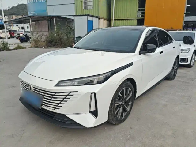 Фотография автомобиля — Changan Eado