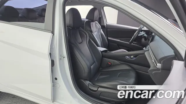 Hyundai AVANTE Avante (CN7) — Фото автомобиля 26