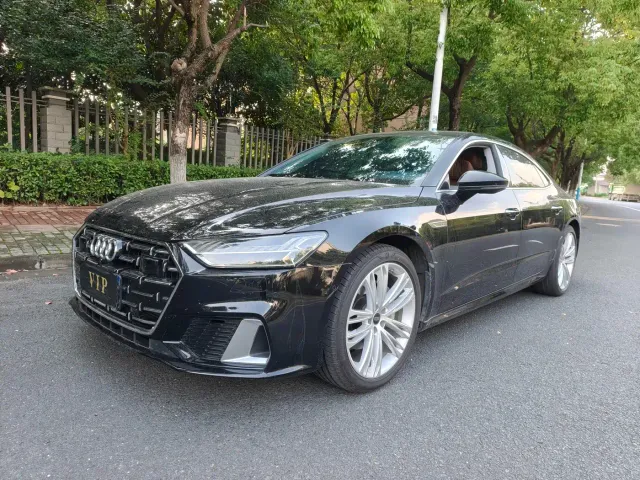 Audi A7L — Фото автомобиля 2