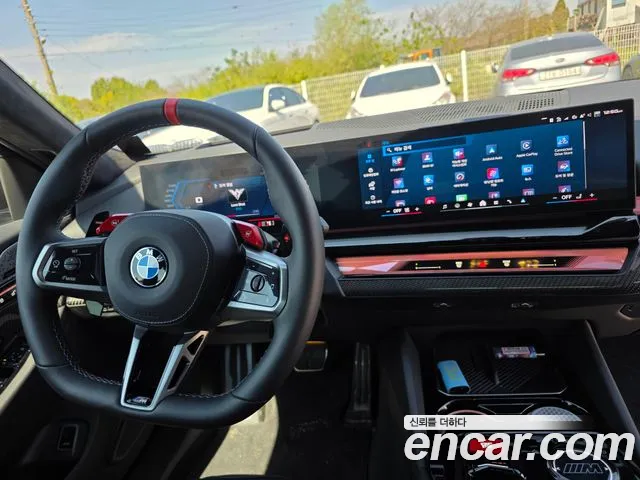 BMW M5 G90 — Фото автомобиля 5