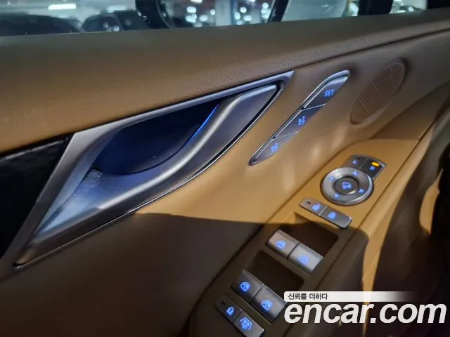 Genesis G80 RG3 — Фото автомобиля 12