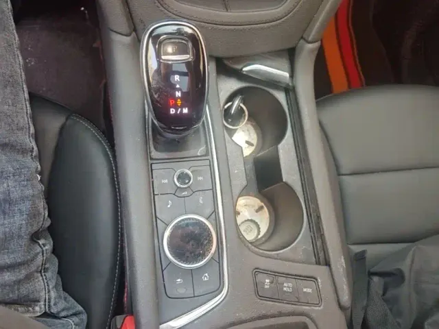 Cadillac XT5 — Фото автомобиля 9