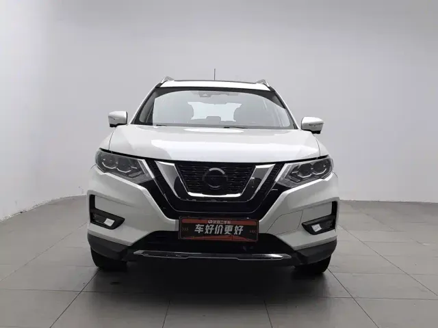 Nissan X-Trail — Фото автомобиля 3