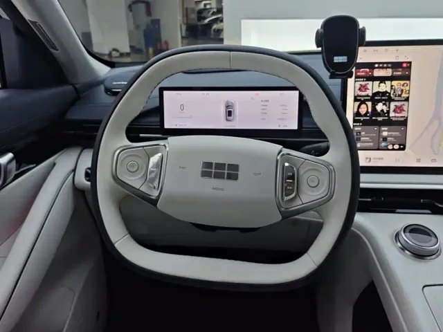 Geely Galaxy E5 — Фото автомобиля 15