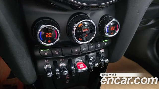 Mini Cooper Convertible — Фото автомобиля 18