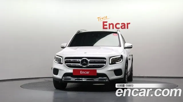 Mercedes-Benz GLB-Class — Фото автомобиля 3