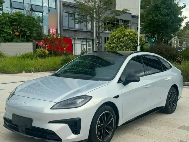 Фотография автомобиля — GAC Aion RT