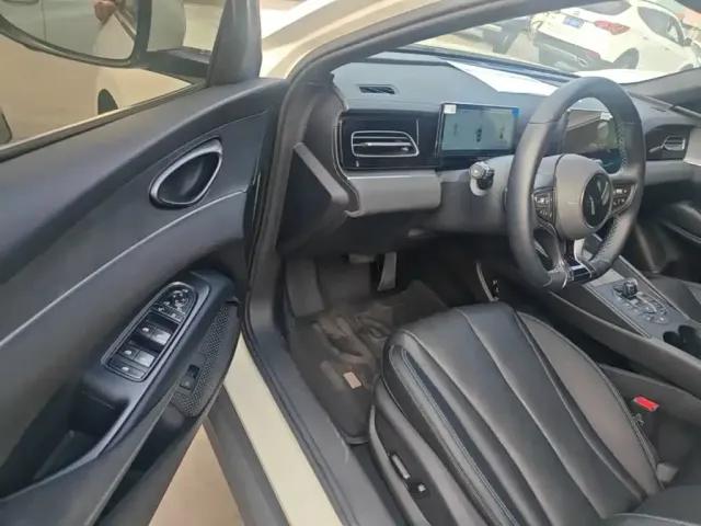 BYD Seal 06 — Фото автомобиля 15