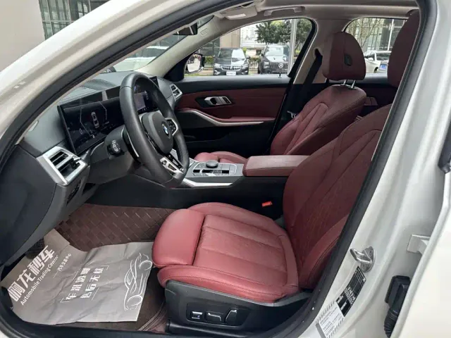 BMW 3 Series — Фото автомобиля 9