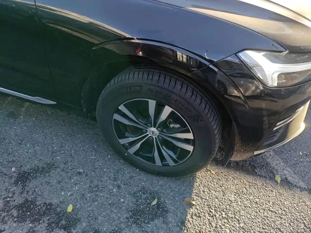 Volvo XC60 — Фото автомобиля 24