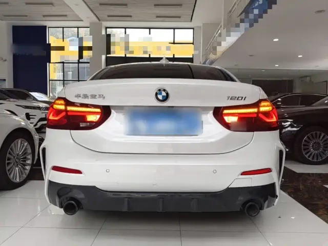 BMW 1 Series — Фото автомобиля 5