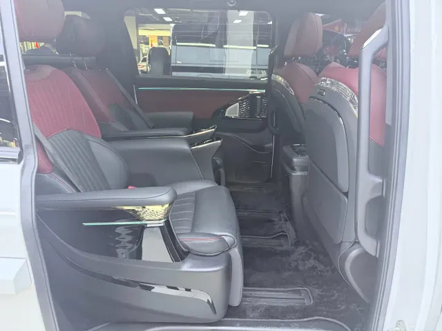 GAC Trumpchi E9 — Фото автомобиля 9