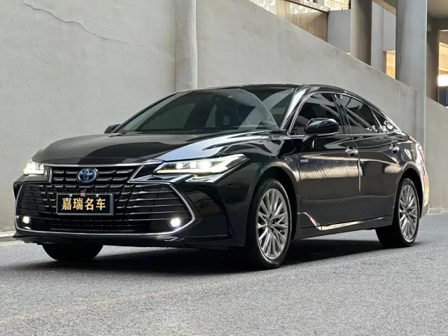 Фотография автомобиля — Toyota Avalon