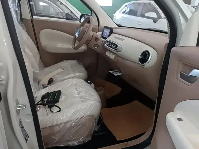 Wuling Hongguang Mini EV — Фото автомобиля 24