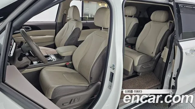 Kia Carnival 4th Gen — Фото автомобиля 15