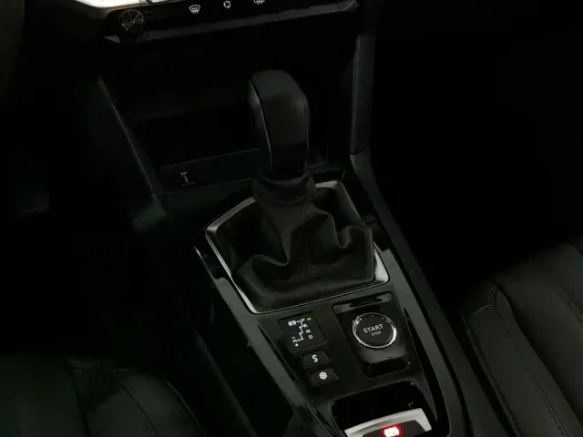 Peugeot 408 — Фото автомобиля 13