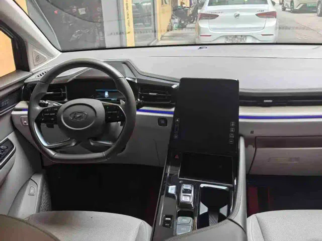Hyundai Custo — Фото автомобиля 4