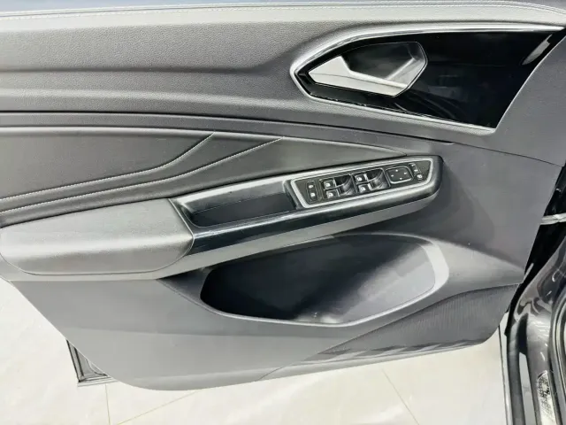 Jetta VS7 — Фото автомобиля 8