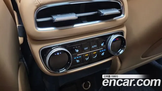 Genesis GV80 2.5T Бензин AWD — Фото автомобиля 18