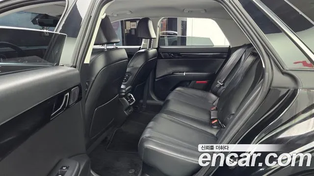 Hyundai Grandeur GN7 — Фото автомобиля 12