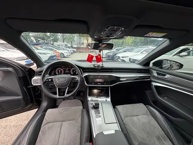 Audi A6L — Фото автомобиля 14