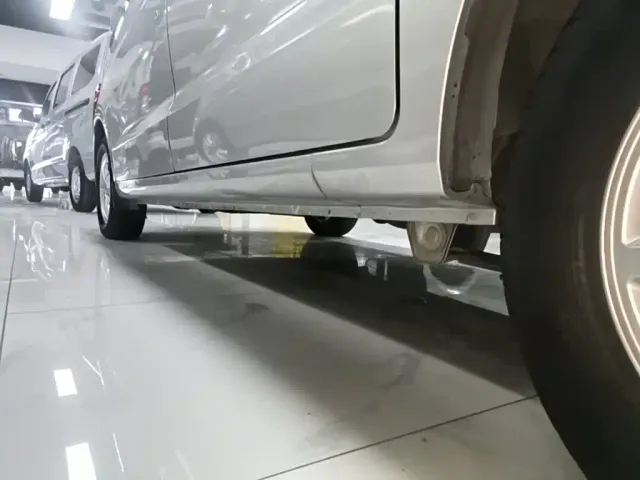 Wuling Hongguang V — Фото автомобиля 20