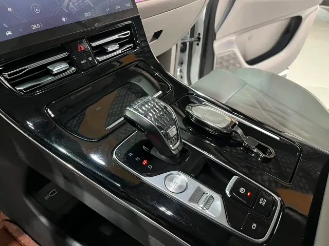 GAC Trumpchi M8 — Фото автомобиля 7
