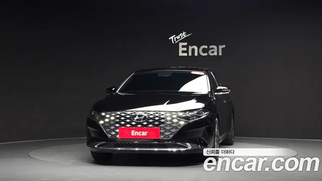 Hyundai Grandeur New — Фото автомобиля 3