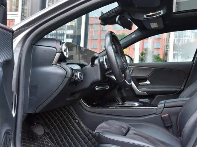 Mercedes-Benz A-Class — Фото автомобиля 9