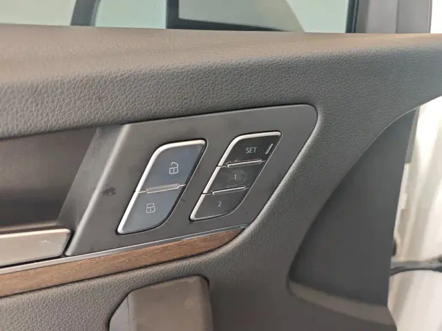 Audi Q5L — Фото автомобиля 11