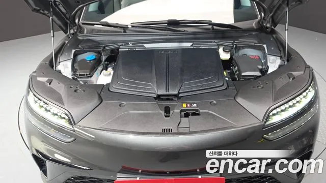 Genesis GV60 — Фото автомобиля 6