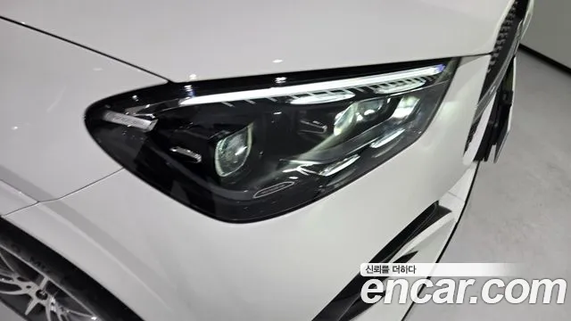 Mercedes-Benz GLE-Class — Фото автомобиля 12