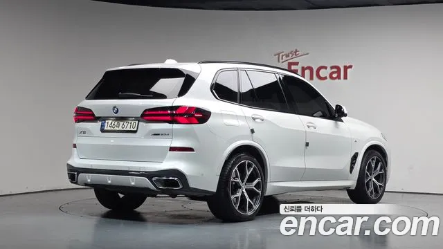 BMW X5 — Фото автомобиля 2