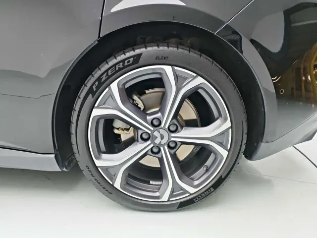 Nio ET5 Touring — Фото автомобиля 21