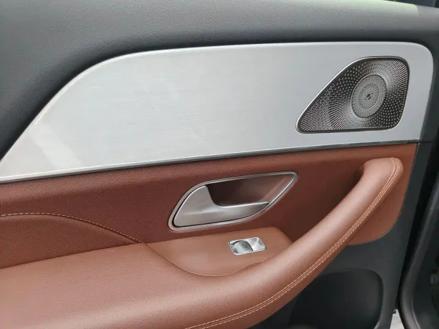 Mercedes-Benz GLE-Class — Фото автомобиля 14