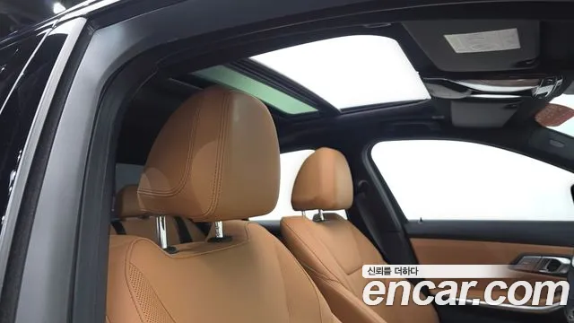 BMW 3 Series G20 — Фото автомобиля 23