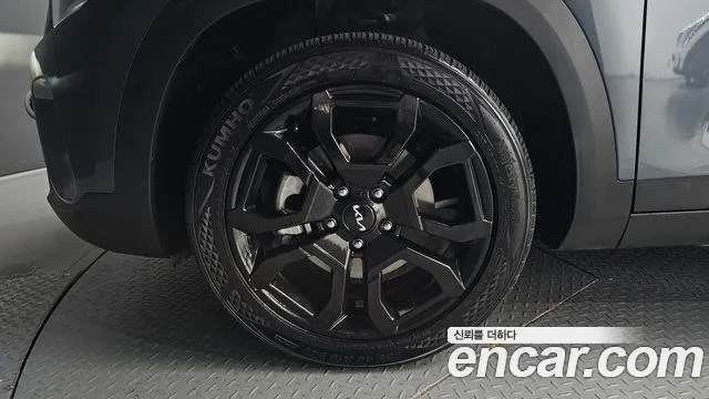 Kia Seltos Бензин 1.6 турбо 2WD — Фото автомобиля 5