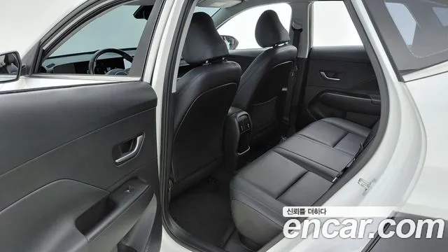 Hyundai Kona Kona (SX2) Бензин 1.6 турбо 2WD — Фото автомобиля 12