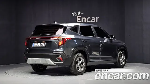 Kia Seltos — Фото автомобиля 2