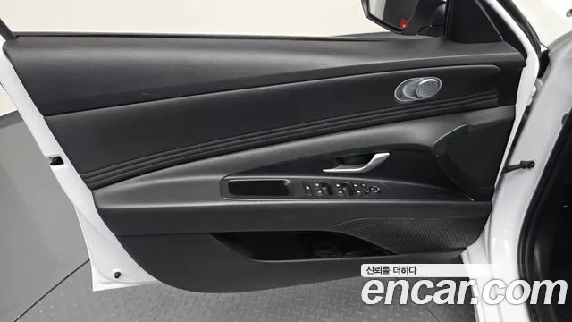 Hyundai Avante CN7 — Фото автомобиля 13