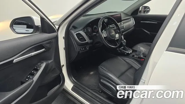 Kia Seltos Seltos Бензин 1.6 турбо 2WD — Фото автомобиля 10