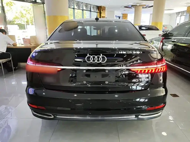 Audi A6L — Фото автомобиля 5