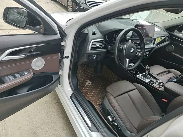 BMW 1 Series — Фото автомобиля 15