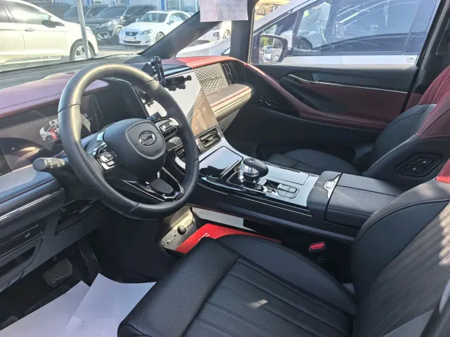 GAC Trumpchi M8 — Фото автомобиля 4