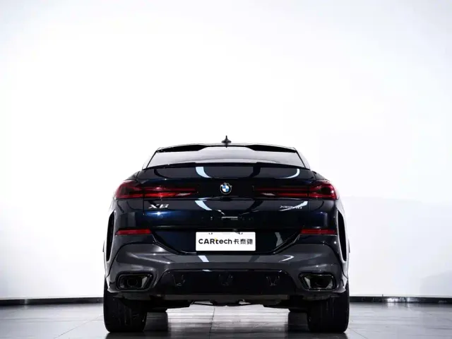 BMW X6 — Фото автомобиля 7